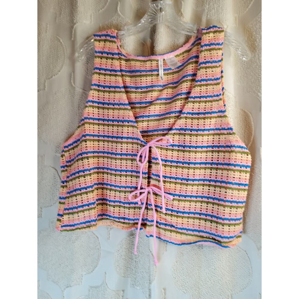 #473 New With Tags Celebrity Pink Crochet Cover Up Swim Shirt Size XL (16-18)